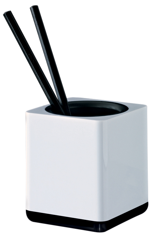 Pots à crayons, plastique
