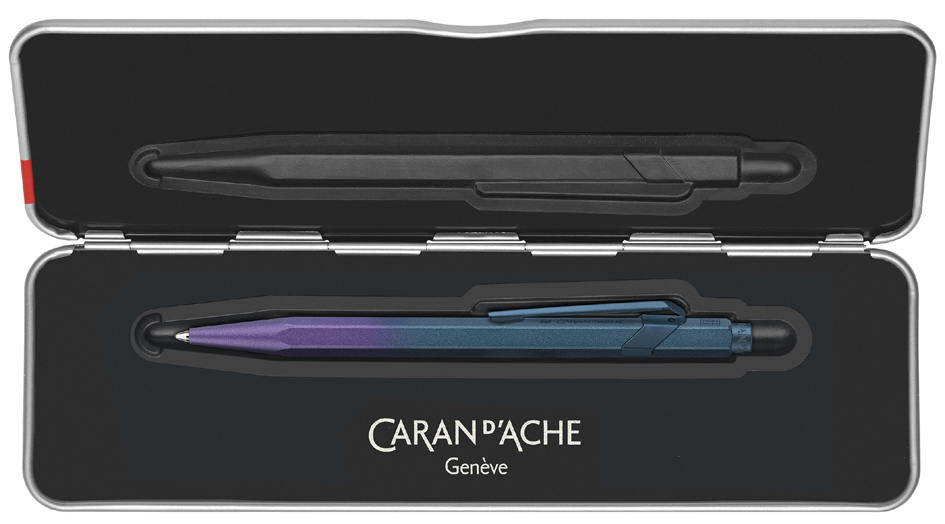 CARAN D'ACHE Stylo à bille rétractable 849 Bleu Orage