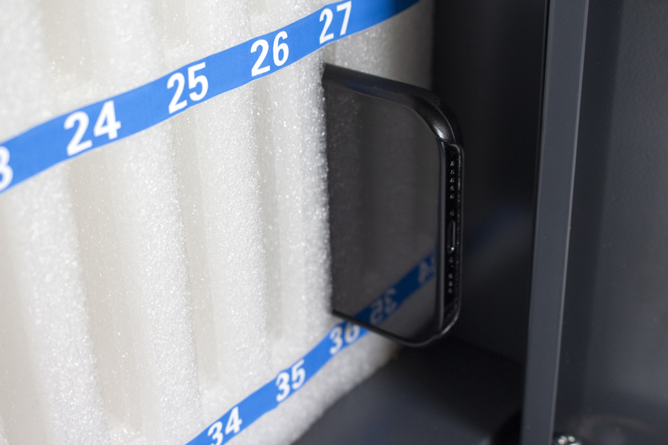 kangaro Armoire pour smartphones, 36 logements, gris foncé
