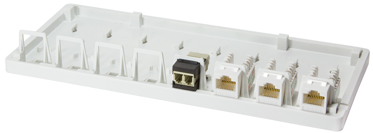 Boîtier vide en saillie pour module keystone, 8 ports, utilisation