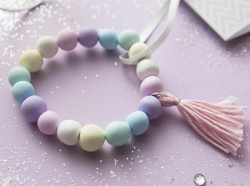 Visuel de référence : montre l'idée créative bracelet