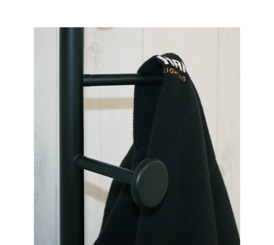 UNiLUX Porte-manteau SNOOD, noir/hêtre 6 patères (H)1.750 mm métal/bois noir/hêtre