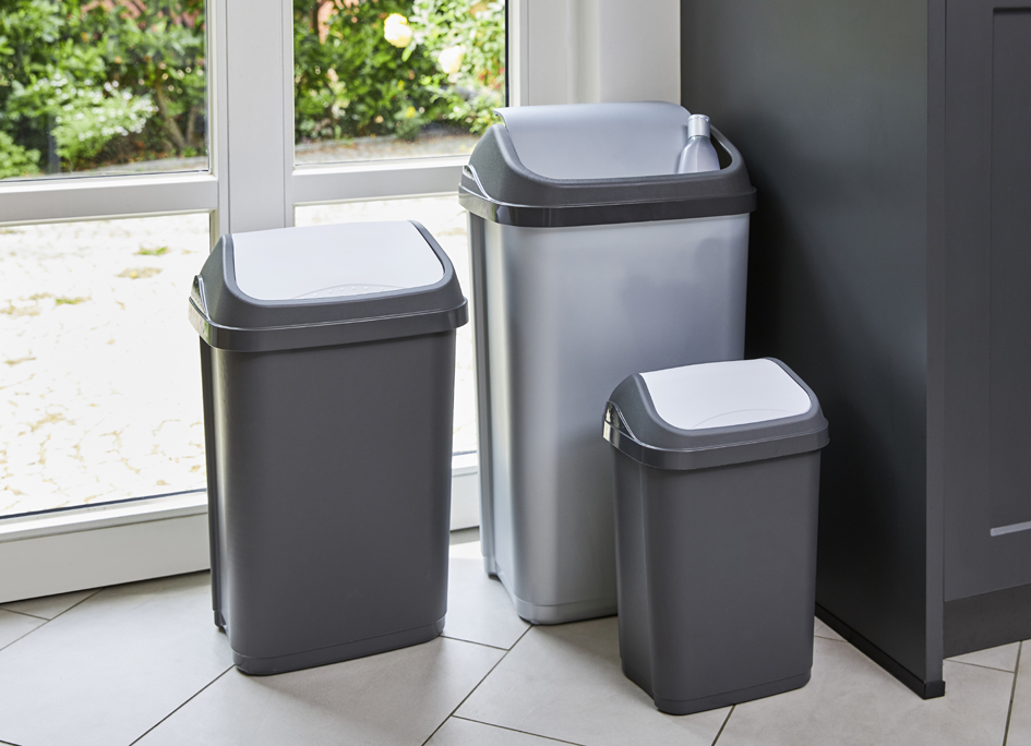Poubelles, couvercle pivotant