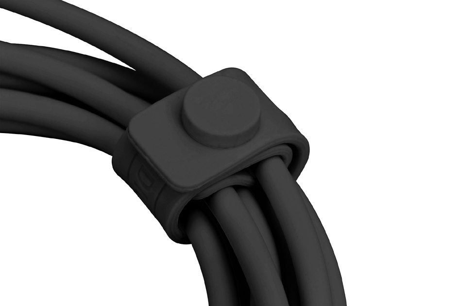 USB 2.0 - USB-A / Ligtning