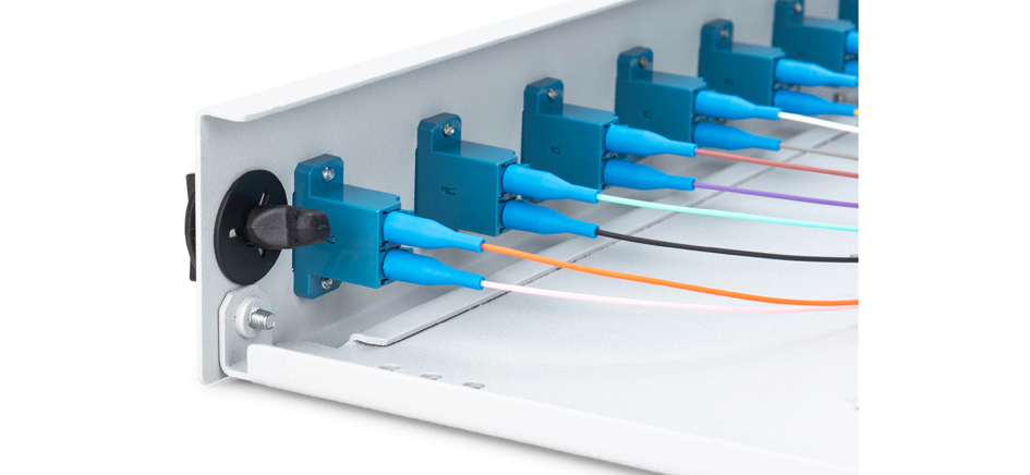Visuel de référence : boîte dépissure à fibre optique 19", vue détaillée