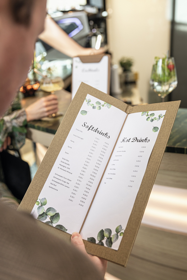 Visuel de référence : montre le produit en utilisation (sans pochettes)