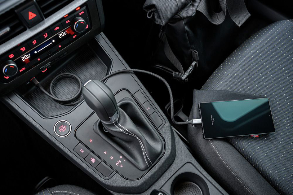 Câbles: USB-C - Lightning