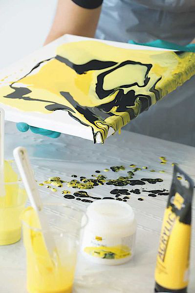 Pouring fluide