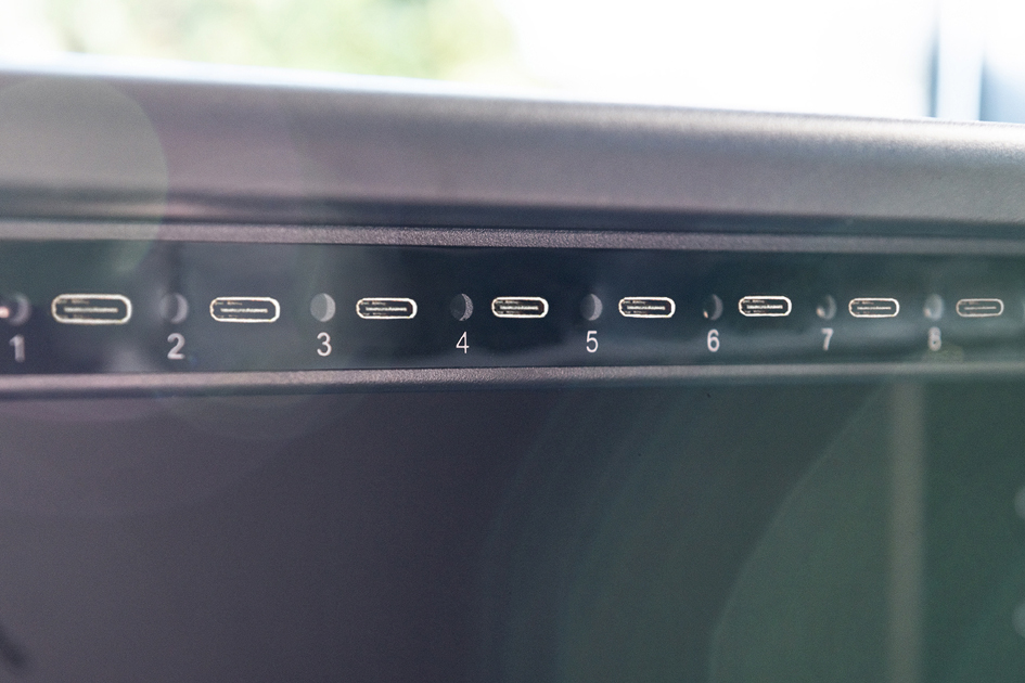 Visuel de référence : vue détaillée des ports USB-C